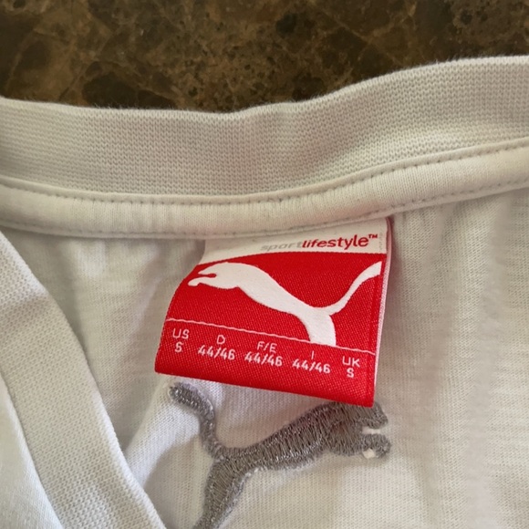 Ladies Puma T-shirt Size S 🔥🔥 - Picture 3 of 3
